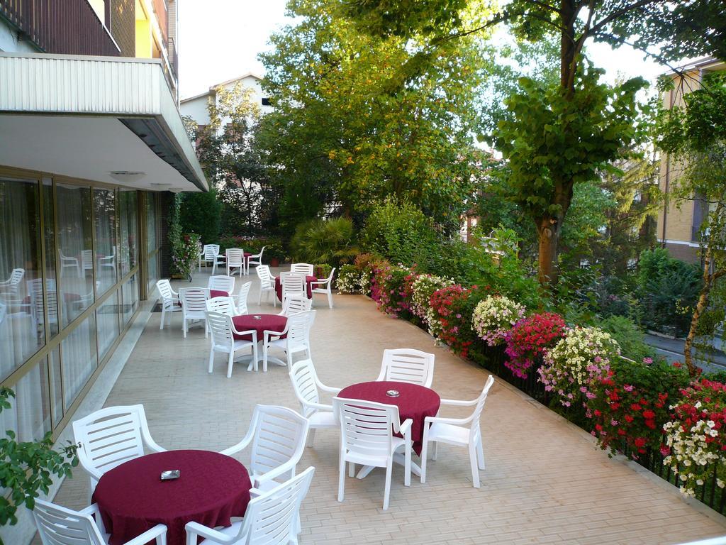 Albergo Ariston Tabiano Terme Exterior photo