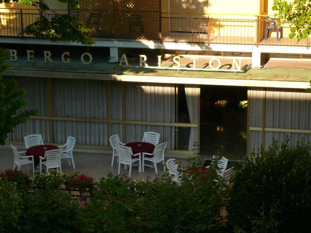 Albergo Ariston Tabiano Terme Exterior photo